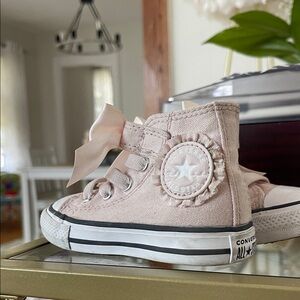 Converse Kids High-Top Sneakers - Light Pink